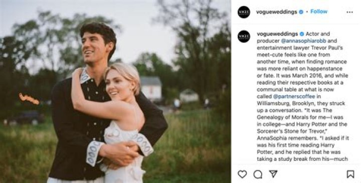 AnnaSophia Robb’s Boyfriend Turned Fiance Has Been Keeping Her in High Spirits