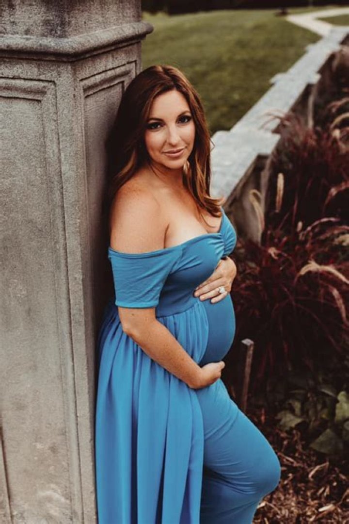 Ashley Dougherty WTAE, Bio, Wiki, Age, Height, Husband, Salary, and Net Worth