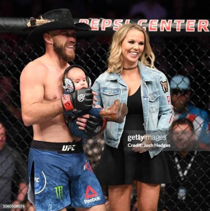 
Donald Cerrone Family – Will Enjoy His Retirement With His Wife And Children
