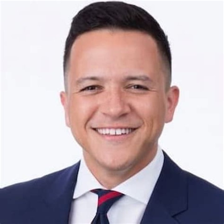 Derick Waller ABC7, Bio, Wiki, Age, Wife, Salary, and Net Worth