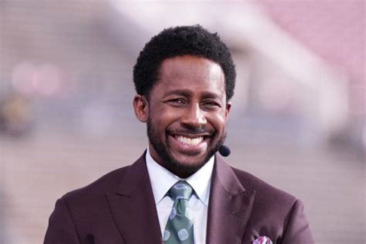 Desmond Howard Heisman, Bio, Wiki, Age, Wife, Salary, and Net Worth