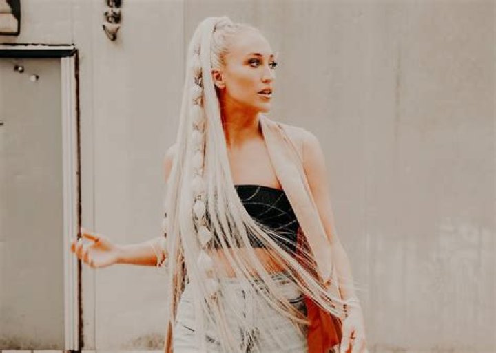 Emily Wilkinson: Know More About Her Age, Height, Net Worth & Her Marriage To Baker Mayfield