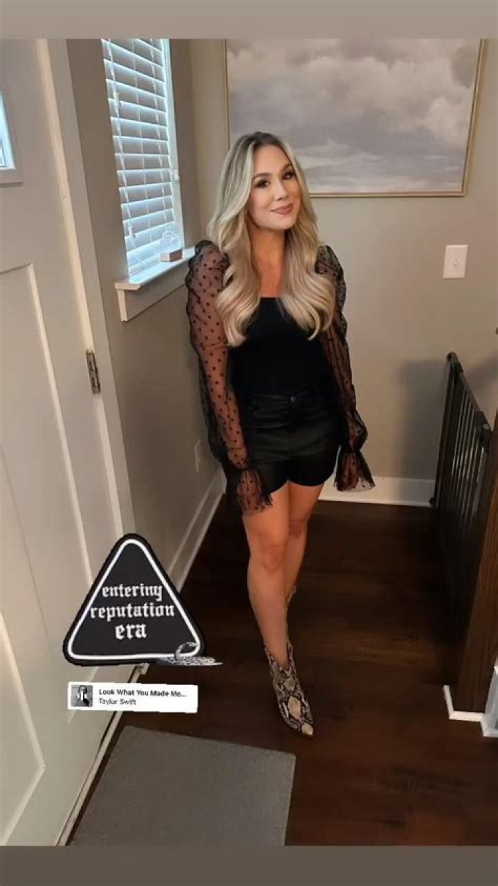 Heather Mathis WTVF, Bio, Wiki, Age, Height, Husband, Salary, and Net Worth