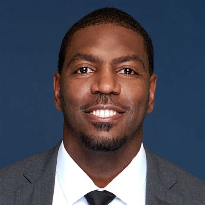 Jonathan Vilma Nfl, Bio, Wiki, Age, Wife, Daughter, Salary, and Net Worth