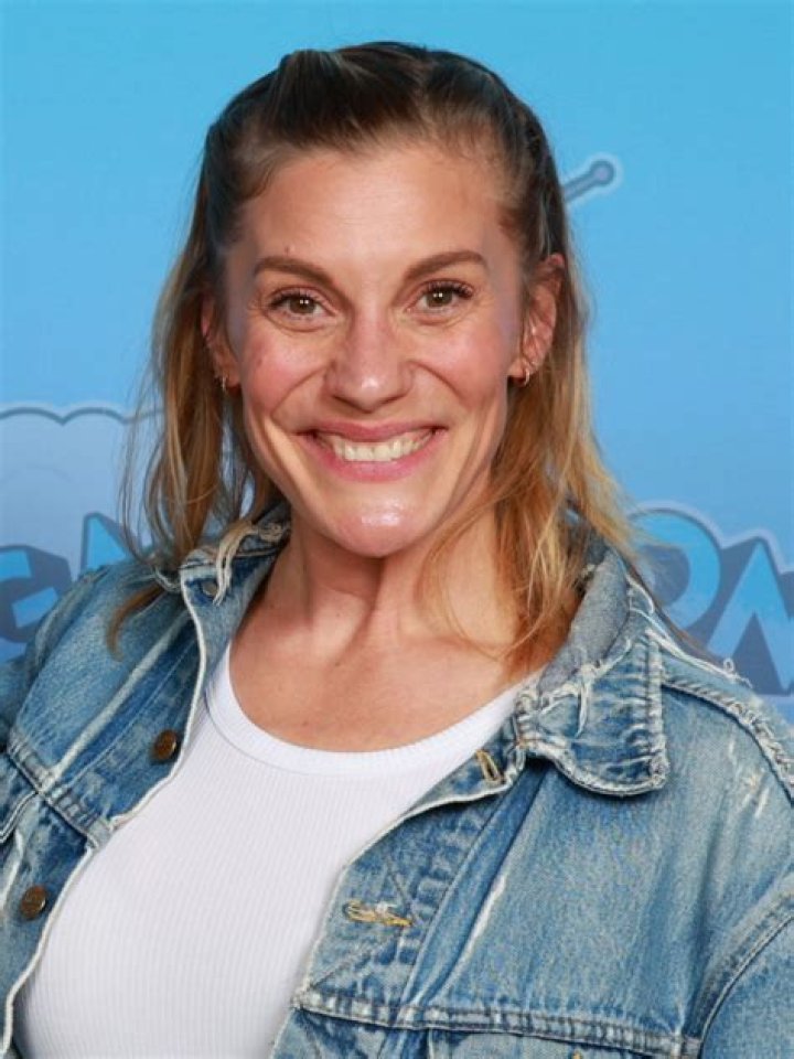 Katee Sackhoff Actress, Bio, Wiki, Age, Height, Husband, Longmire, and Net Worth