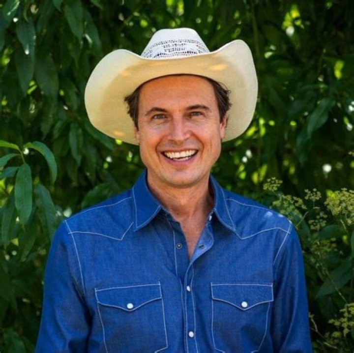 Kimbal Musk Net Worth – Look At The Multi-Millionaire’s Earning Sources