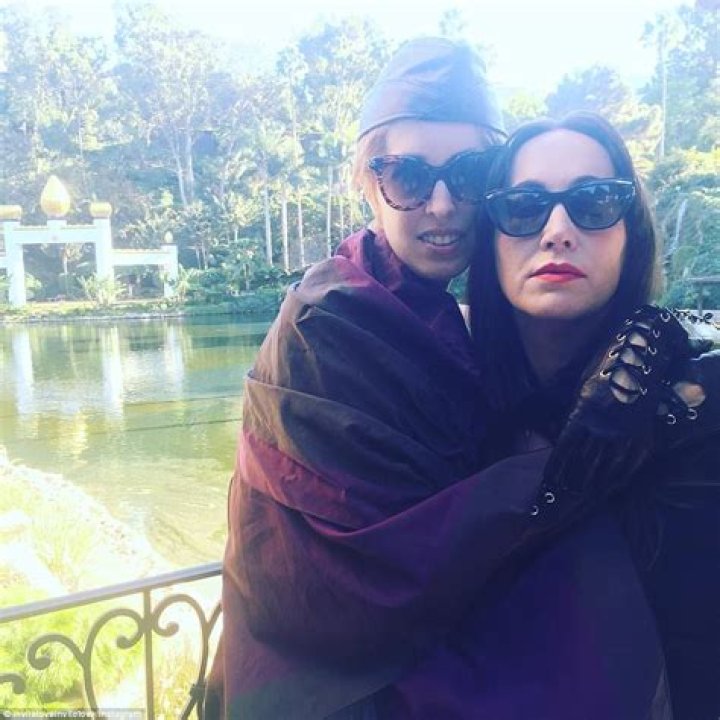 Meet Kimberly Violette Petty – Photos Of Tom Petty’s Daughter With Ex-Wife Jane Benyo