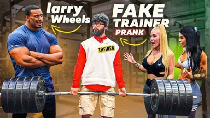 Larry Wheels, the Fitness King - Know All about His Workout Programs and Astonishing Physique