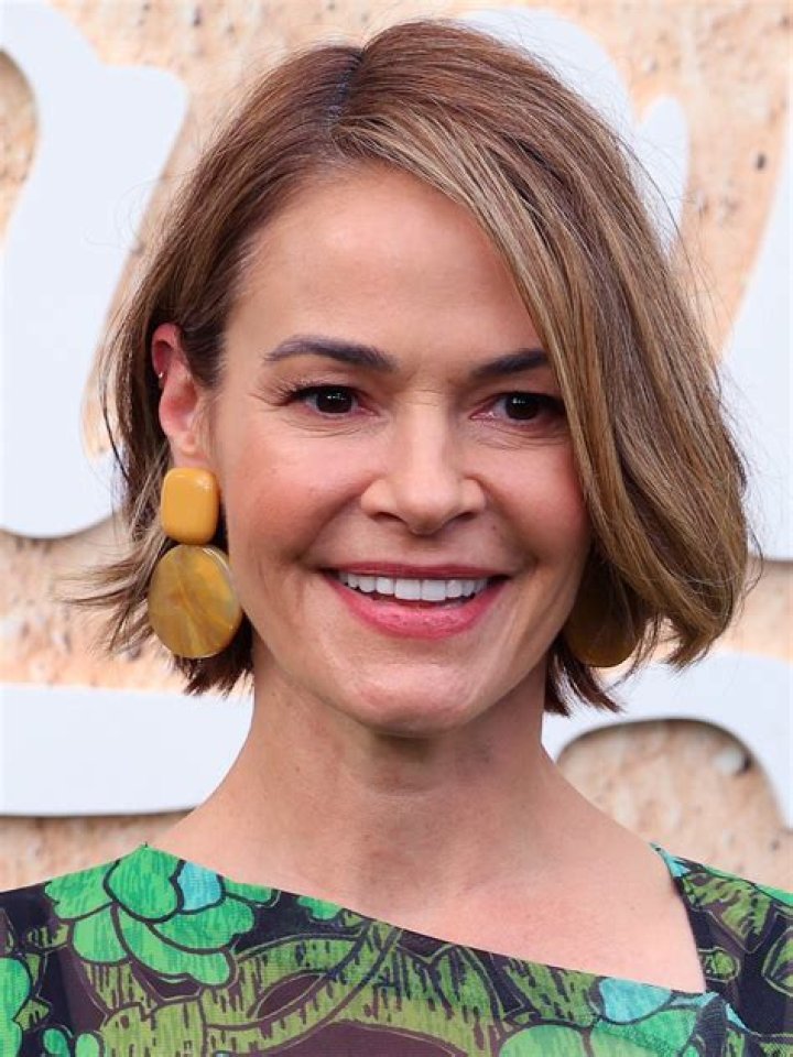 Leisha Hailey Bio, Wiki, Age, Parents, Band, Grey’s Anatomy, and Net Worth