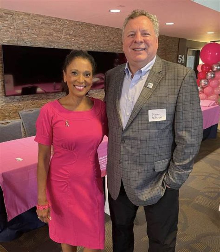 Mary Stoker Smith FOX 6, Bio, Age, Age, Husband, Salary, and Net Worth