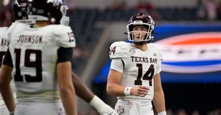 Former Texas A&M QB Max Johnson Transfers to North Carolina