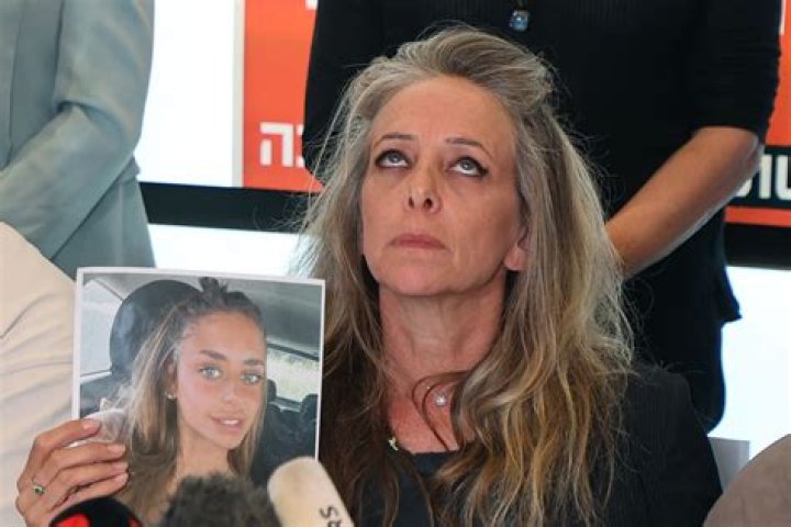 Mia Shem Family: Father And Mother Keren Shem Await Her Return