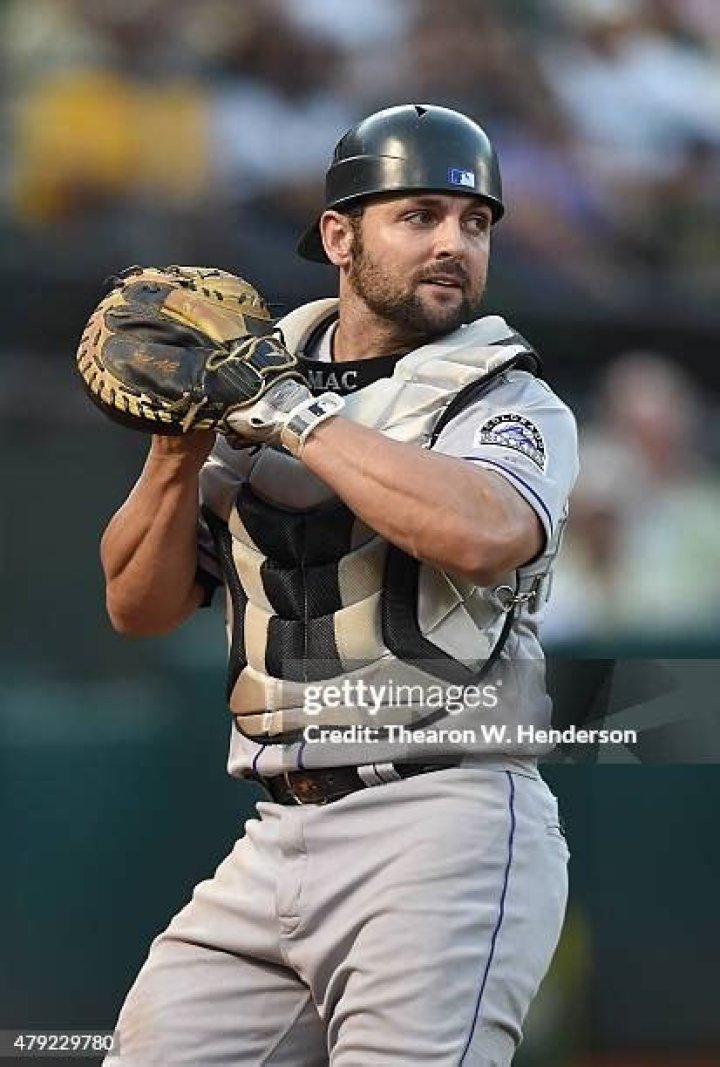 Michael McKenry Pittsburgh Pirates, Bio, Wiki, Age, Wife, Salary, and net Worth