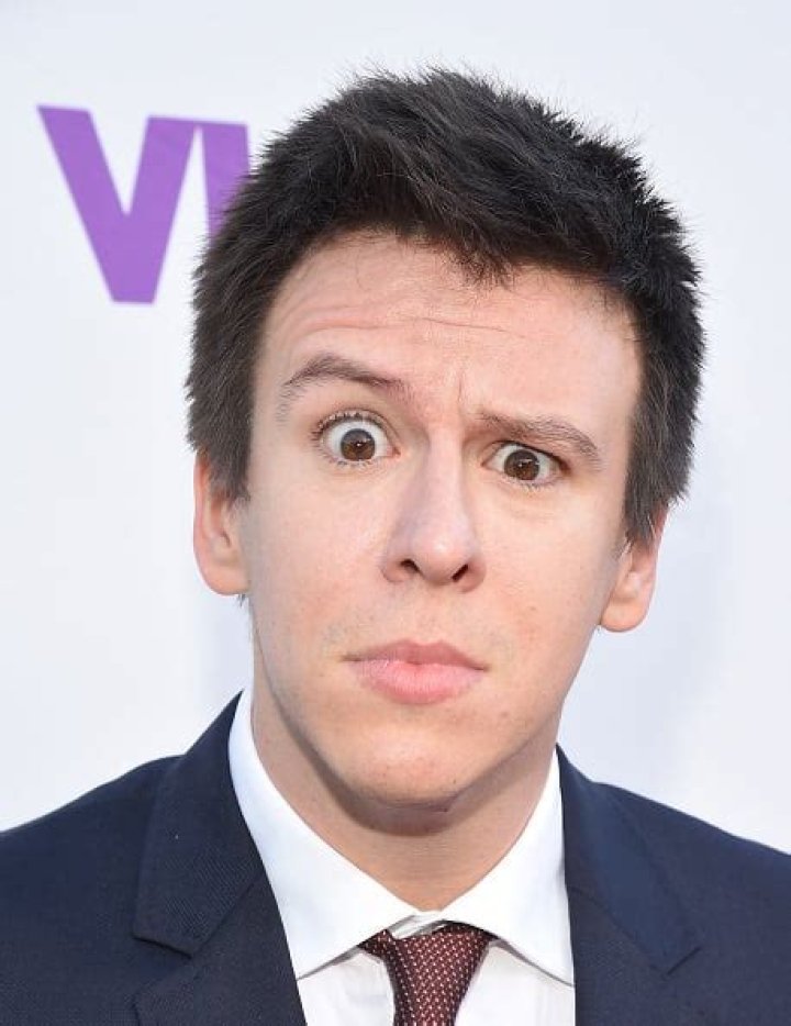 Philip DeFranco Net Worth – Income From His YouTube Channel And Merchandise