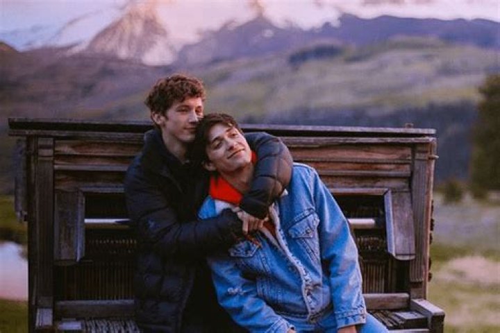 Troye Sivan's Melancholic EP 'In A Dream' Hints at Breakup with Boyfriend Jacob Bixenman